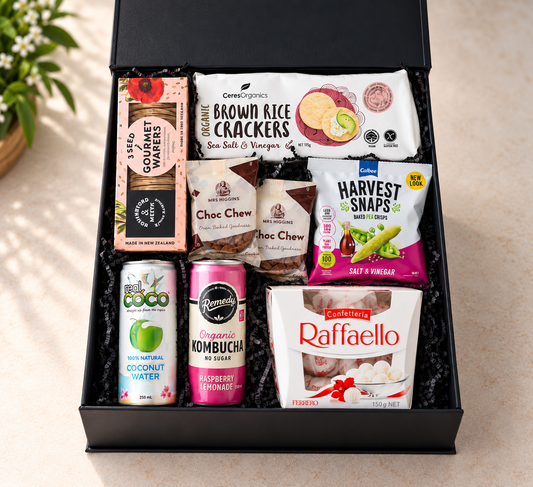 Munchies Queen gift box from Archies Gifts hamper gift